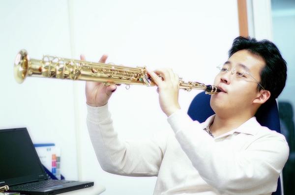 소프라노 색소폰 연주